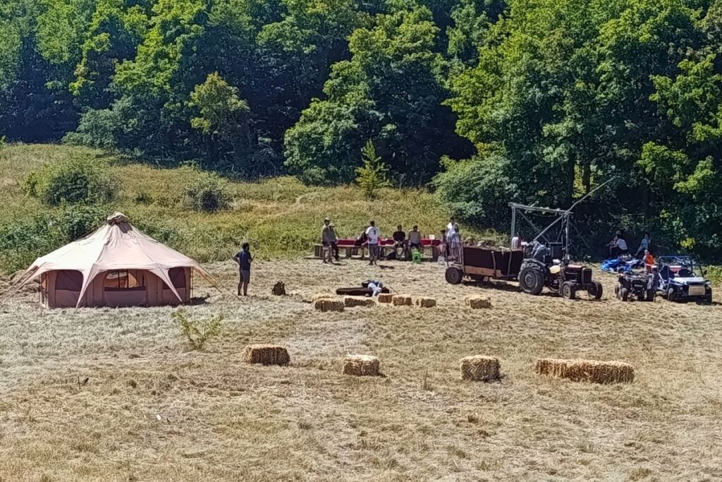 Kamp na Slemenu, glamping šator i pripreme za izlet do Sesalačke pećine