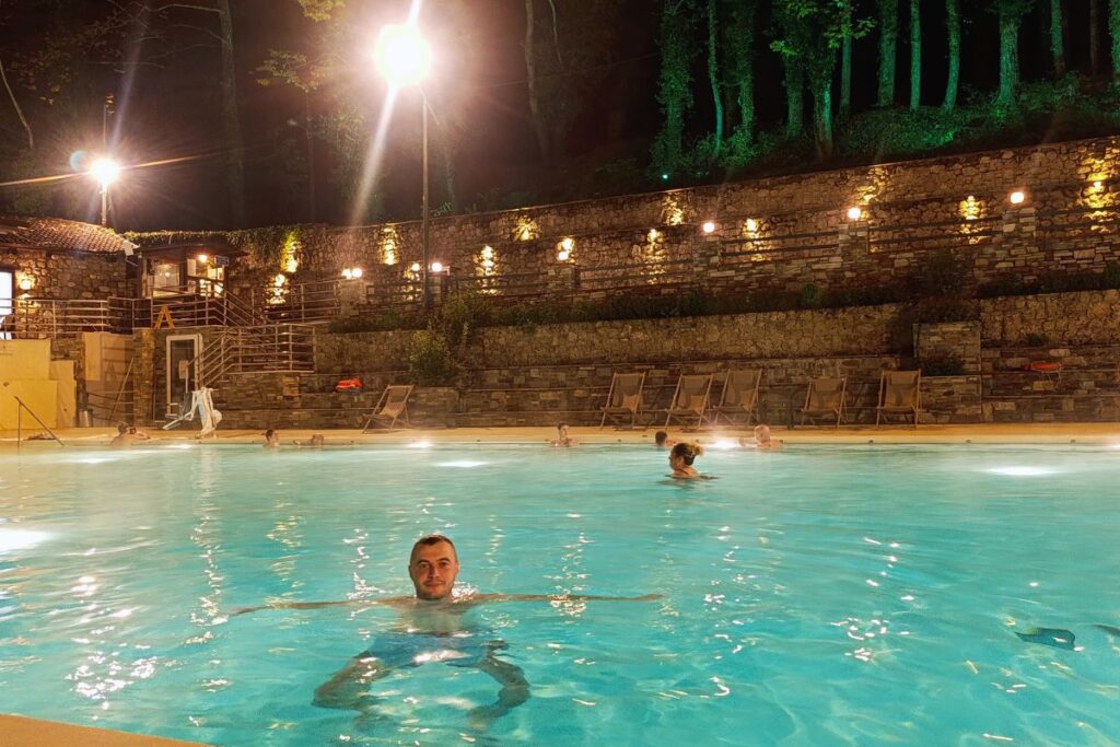 kupanje u banji Požar Lutra